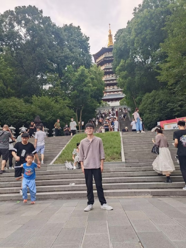 阳光男孩的第五张照片--昆山残疾人相亲网